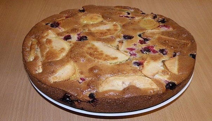 Шарлотка со сметаной и яблоками в духовке вкусный пошаговый рецепт с фото и видео